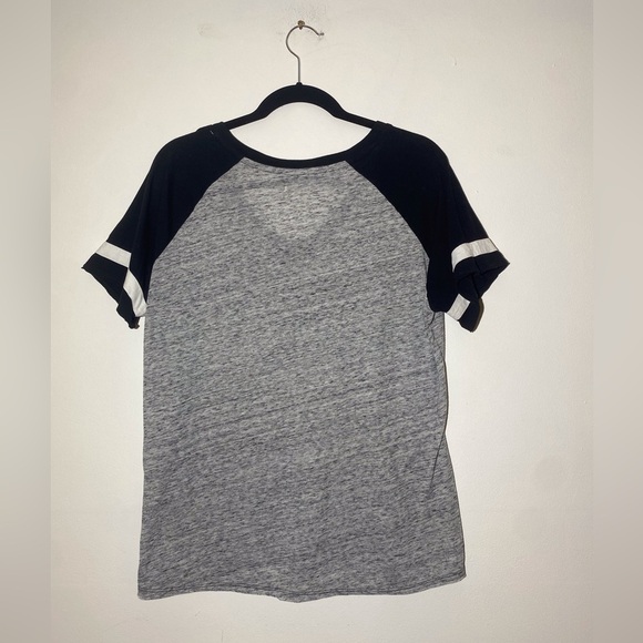 Touch by Alyssa Milano Chicago White Sox T-Shirt - Picture 2 of 2